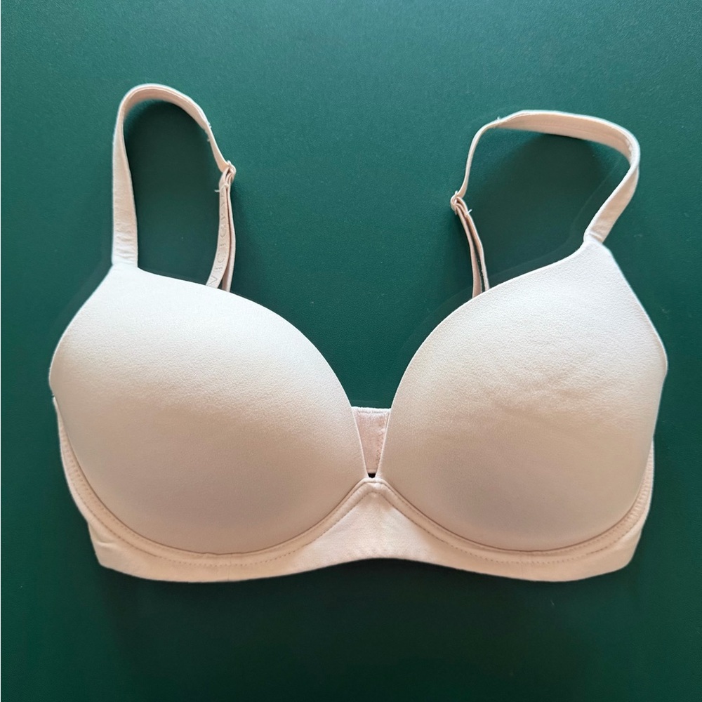 Victoria’s Secret Body By Victoria Bra